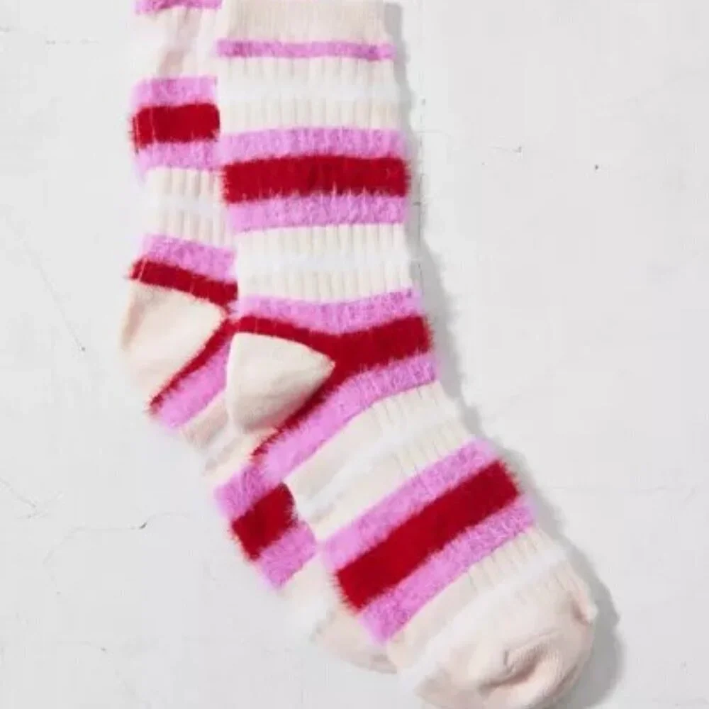 NWT Urban Outfitters Cozy Eyelash Red Striped Crew Socks